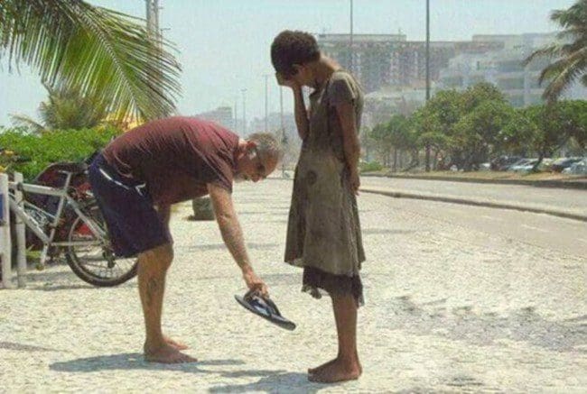 This man gave the shoes off his feet to a homeless girl