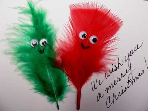 xmasgrnnredfeatherswishuamerryxmascard