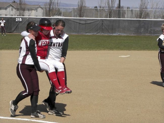 dif-helpinginjuredrivalteammbrscore